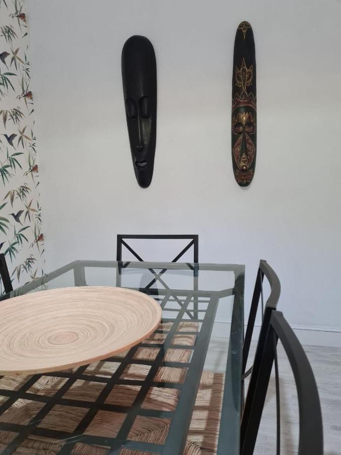 122A - Emblematica Vivienda En Playa San Lorenzo ヒホン エクステリア 写真