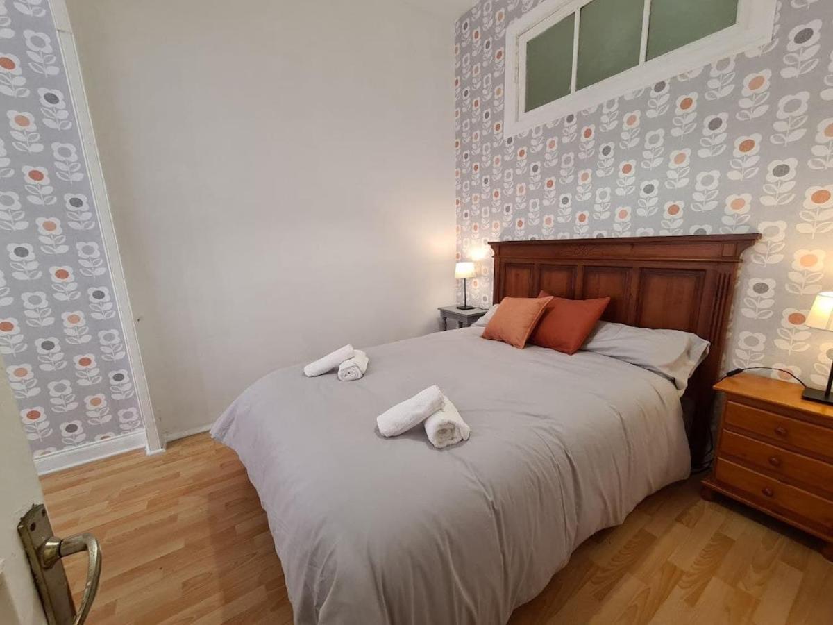 122A - Emblematica Vivienda En Playa San Lorenzo ヒホン エクステリア 写真
