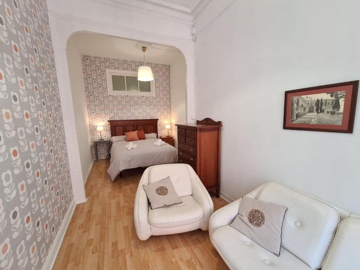 122A - Emblematica Vivienda En Playa San Lorenzo ヒホン エクステリア 写真